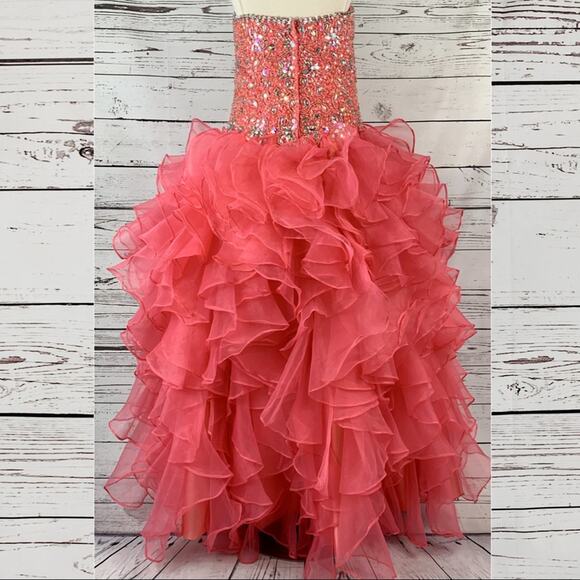 Hot pink formal dress gown beaded ruffles - Picture 3 of 6
